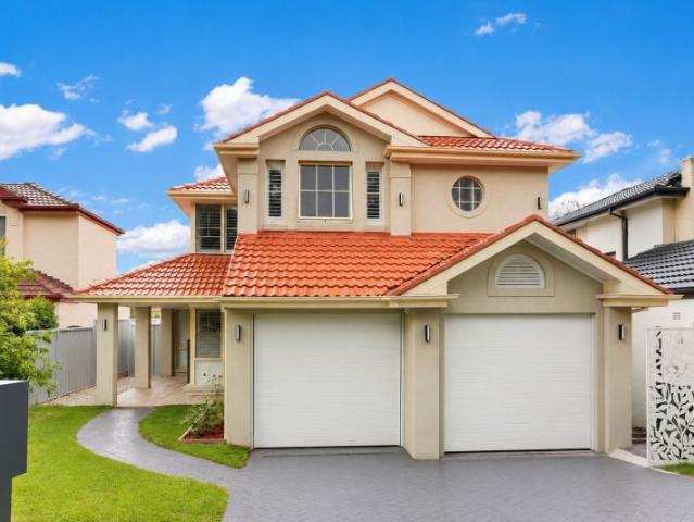 Recently Renovated 4 Bedroom Family Home in a Prime Location!