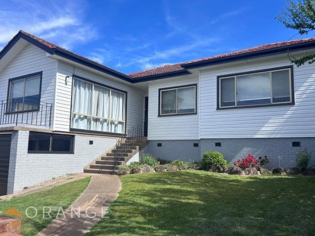 RECENTLY RENOVATED FAMILY HOME