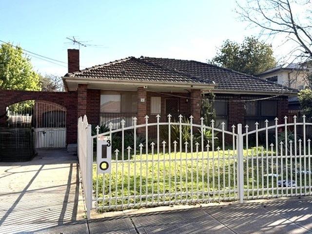 Recently Renovated Family Home in a Convenient Location!