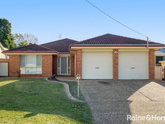 Recently Renovated Family Home in Morisset Park