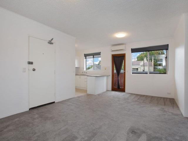 Recently Renovated First Floor Unit in a Convenient Location