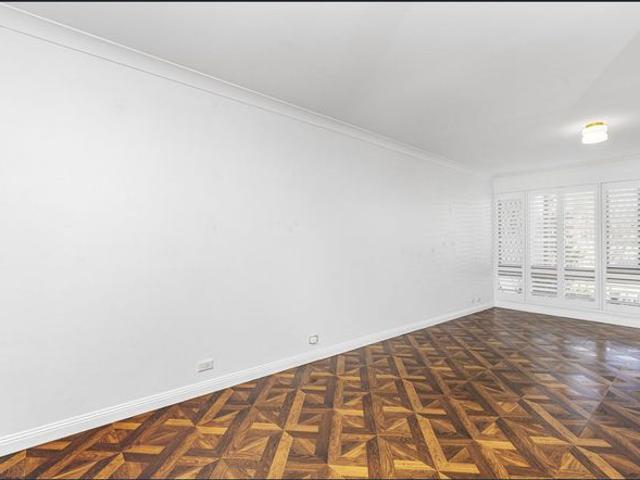 Recently Renovated | Fresh & Bright | Prime Yokine Location