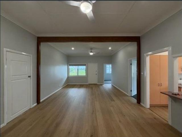 Recently Renovated Home in Convenient East Kempsey Location | 3 Bedroom + 1 Bathroom
