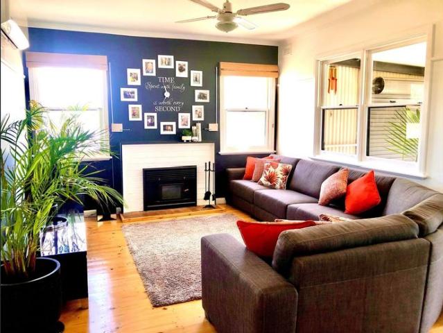 Recently renovated home on 1,012sqm allotment