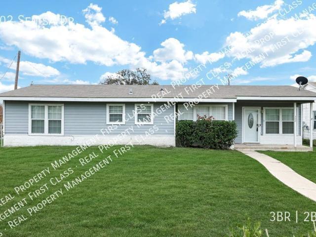 Recently renovated home on large corner lot!