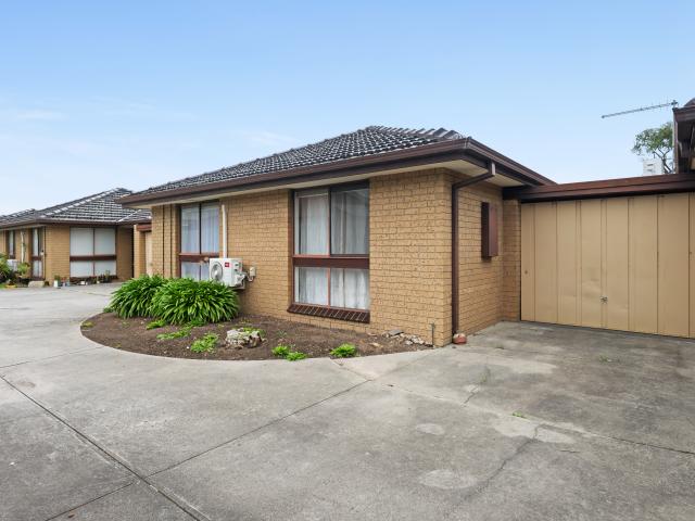 Recently Renovated Villa Unit