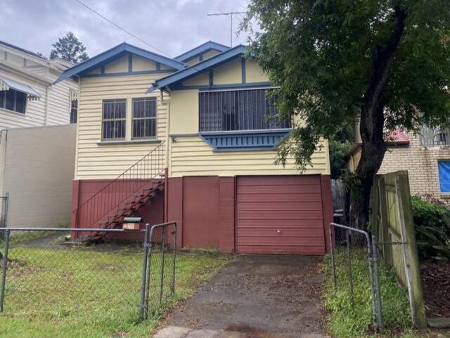 RECENTLY REFURBISHED 3 BEDROOM HOME IN QUIET GORDON PARK LOCATION, $650.00 p/w Havig & Jackson Real Estate