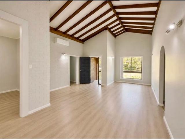 Recently Refurbished Home with Huge Fully Fenced Yard Positioned in a quiet no through road, within easy walking distance to boat ramp & waterfront