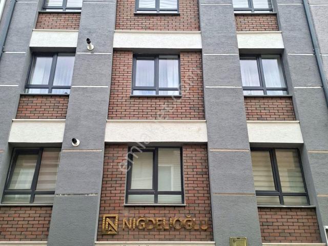 Recep Ümit'ten Sakarya 2 Caddesi Yakını Eşyalı Kiralık 1+1 Daire