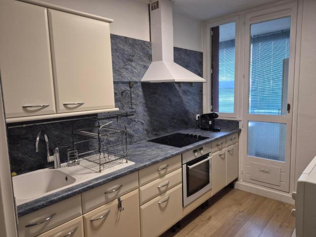 Recherche location BRON, contactez notre agence pour une visite: appartement T3 à louer à BRON N°LAPP101561 location