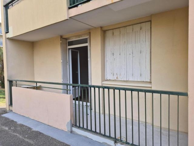 Recherche location BRON, contactez notre agence pour une visite: appartement T2 à louer à BRON N°LAPP101560 location