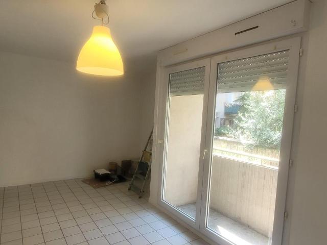 Recherche location GRENOBLE, contactez notre agence pour une visite: appartement T1 à louer à GRENOBLE N°GES93200005 585 location