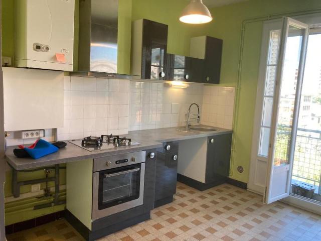 Recherche location Grenoble, contactez notre agence pour une visite: appartement T2 à louer à Grenoble N°GES71400013 585 location