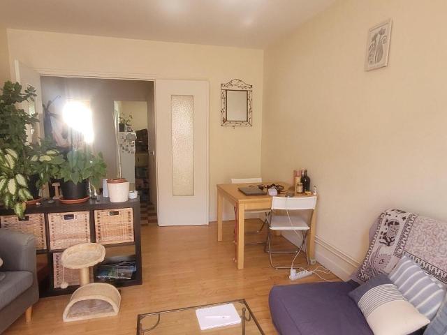 Recherche location GRENOBLE, contactez notre agence pour une visite: appartement T2 à louer à GRENOBLE N°LAPP101510 location