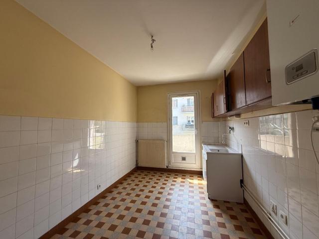Recherche location GRENOBLE, contactez notre agence pour une visite: appartement T2 à louer à GRENOBLE N°LAPP101510 location