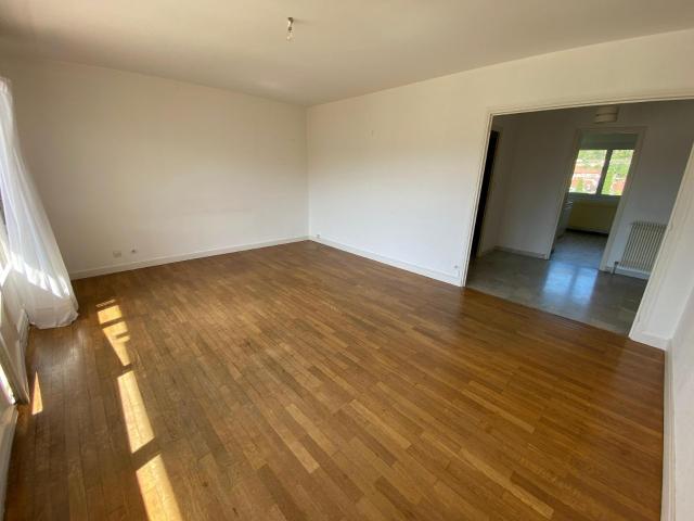 Recherche location GRENOBLE, contactez notre agence pour une visite: appartement T3 à louer à GRENOBLE N°GES62670065 585 location