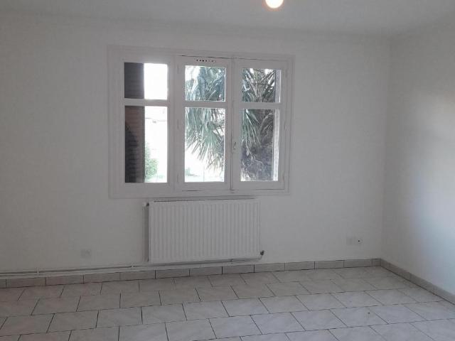 Recherche location GRENOBLE, contactez notre agence pour une visite: appartement T3 à louer à GRENOBLE N°LAPP101490 location