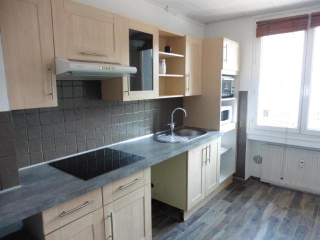 Recherche location Lyon 8eme arrondissement, contactez notre agence pour une visite: appartement T2 à louer à Lyon 8eme arrondissement N°LAPP3499 location