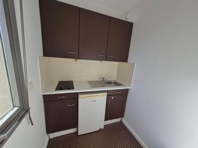 Recherche location LYON, contactez notre agence pour une visite: appartement T1 à louer à LYON N°LAPP101459 location