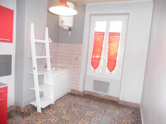 Recherche location LYON, contactez notre agence pour une visite: appartement T2 à louer à LYON N°LAPP8393 location