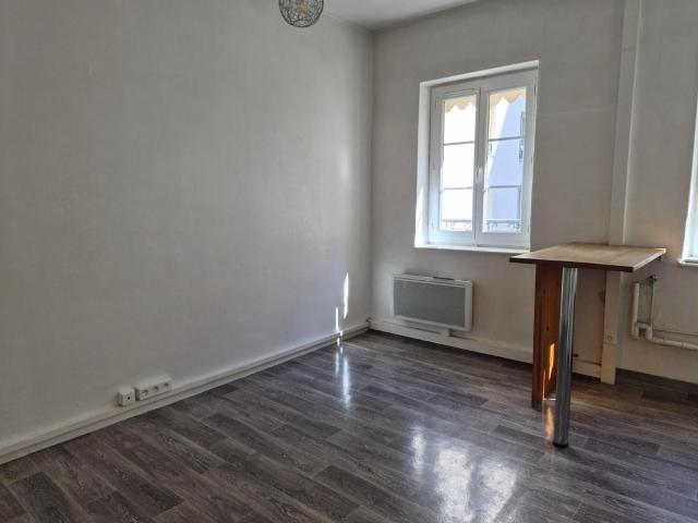 Recherche location LYON, contactez notre agence pour une visite: appartement T2 à louer à LYON N°LAPP26544 location