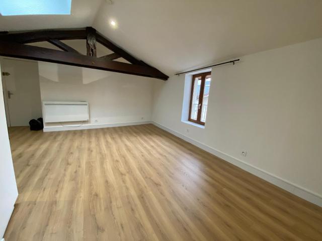 Recherche location SASSENAGE, contactez notre agence pour une visite: appartement T1 à louer à SASSENAGE N°LAPP101090 location