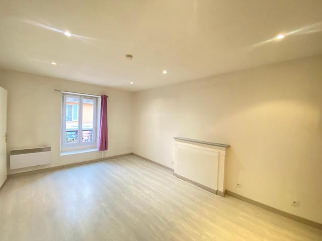 Recherche location ST LAURENT DU PONT, contactez notre agence pour une visite: appartement T2 à louer à ST LAURENT DU PONT N°GES93660002 588 location
