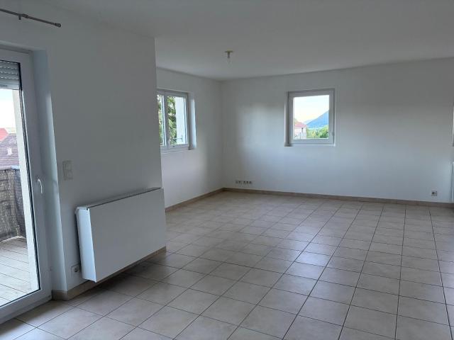 Recherche location PERON, contactez notre agence pour une visite: appartement T3 à louer à PERON N°LAPP101505 location