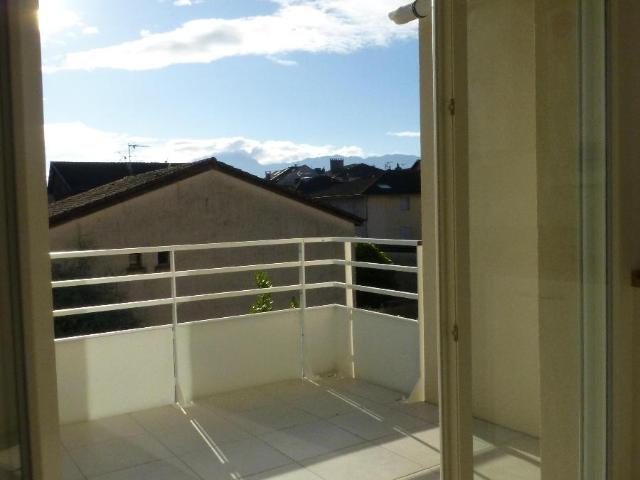 Recherche location RIVES SUR FURE, contactez notre agence pour une visite: appartement T2 à louer à RIVES SUR FURE N°GES94740046 586 location