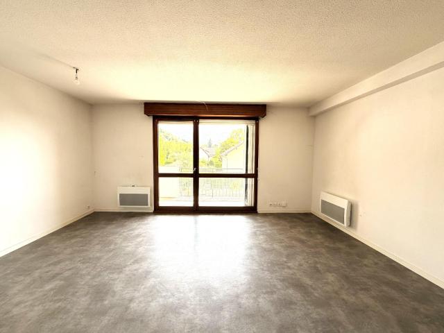 Recherche location VOIRON, contactez notre agence pour une visite: appartement T3 à louer à VOIRON N°GES76130004 588 location