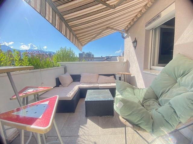 Recherche location VOIRON, contactez notre agence pour une visite: appartement T3 à louer à VOIRON N°LAPP101521 location