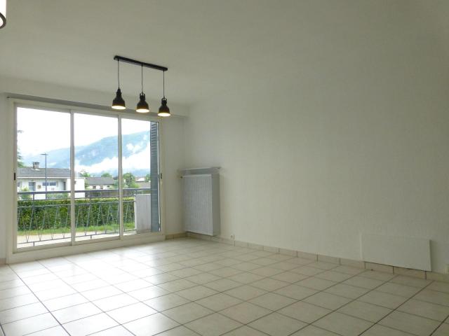 Recherche location VOREPPE, contactez notre agence pour une visite: appartement T4 à louer à VOREPPE N°GES61770001 586 location