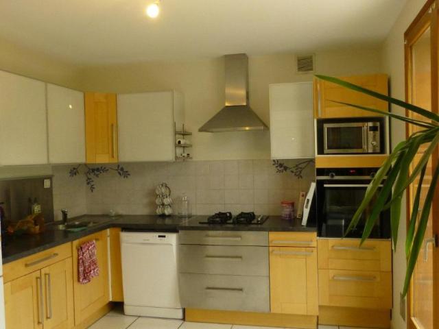 Recherche location Voreppe, contactez notre agence pour une visite: appartement T6 à louer à Voreppe N°GES65400001 586 location