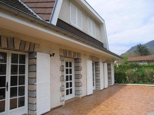 Recherche location Voreppe, contactez notre agence pour une visite: maison T6 à louer à Voreppe N°GES68030001 586 location