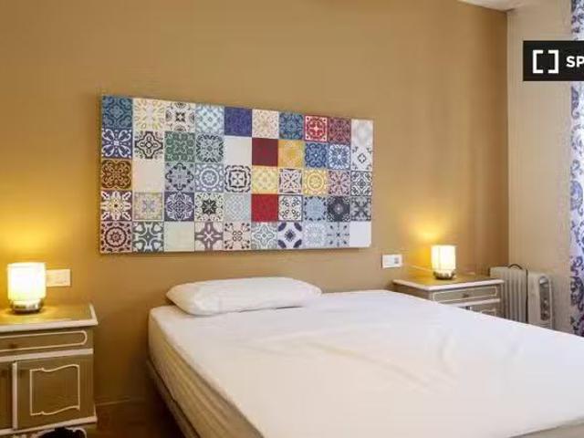 ¡Recién llegado! Alquiler de habitaciones en piso de 3 dormito.