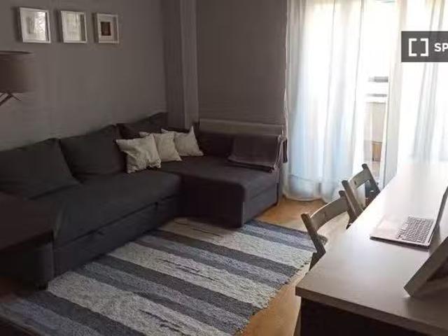 ¡Recién llegado! Apartamento de 1 dormitorio en alquiler en Hu.