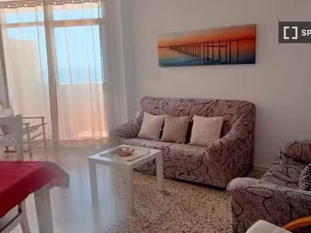 Único Apartamento de 3 dormitorios en alquiler en Candelaria.