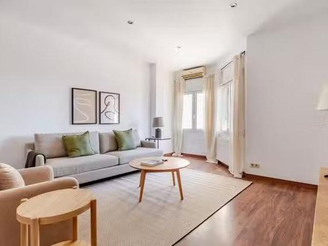 Barato Carrer de Verdi, La Salut 3 Bedroom 2 Bath