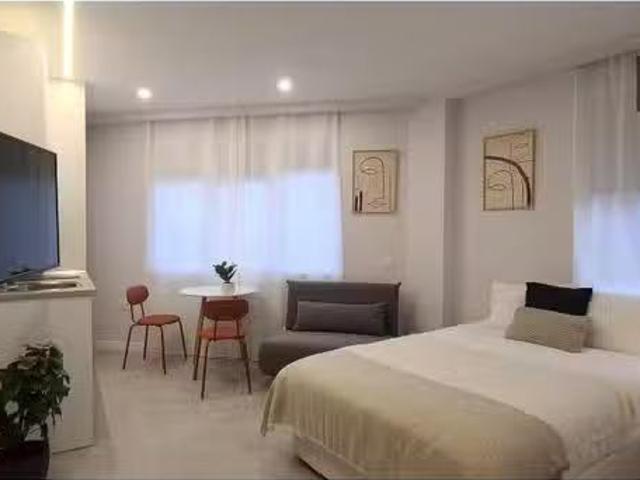 Único Estudio en alquiler en Cuatro Caminos, Madrid