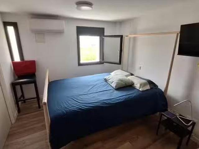 Bonito Estudio en Carrer de Sant Honorat