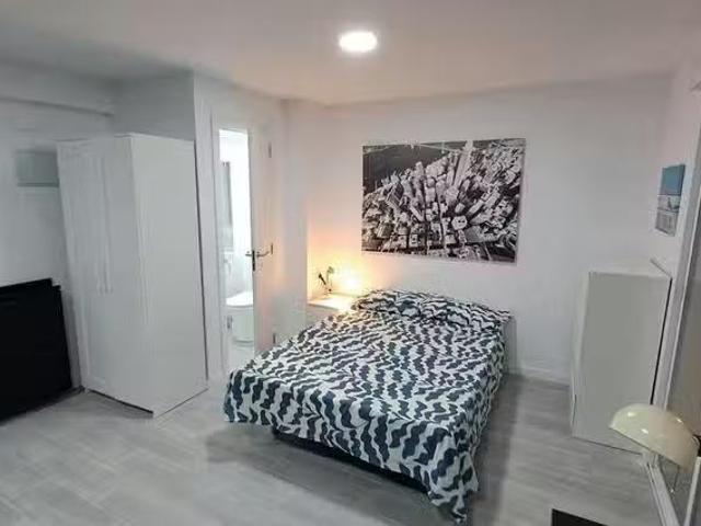 Encantador Estudio en Carrer del Mestre Lope