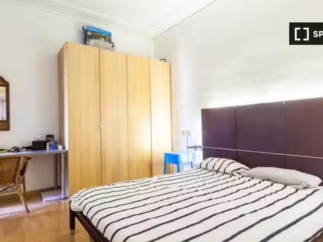 ¡En alquiler! Habitación amueblada en piso compartido en El Bo.