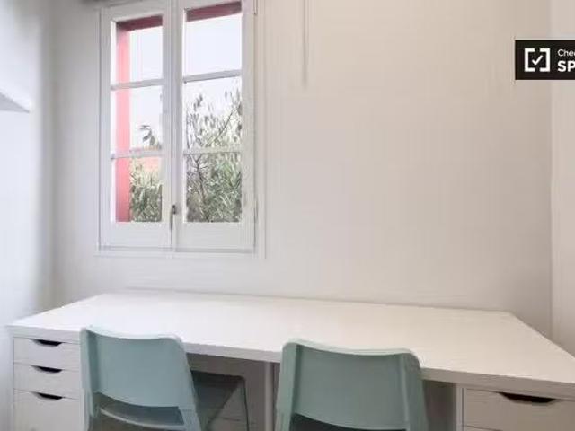 Encantador Habitación doble compartida en residencia de estudi.