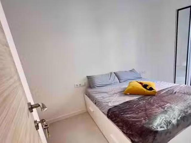 Barato Habitación en Avinguda del Cardenal Vidal i Barraquer.