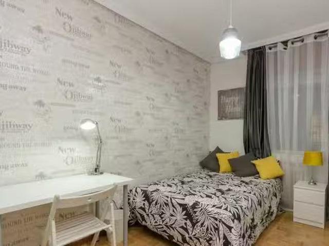 ¡Recién llegado! Habitación en Calle Manuel Azaña, Junta Munic.