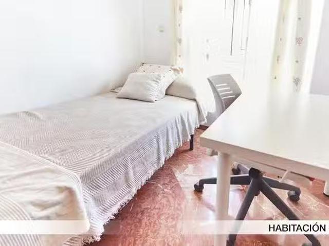 Barato Habitación en Calle Marqués del Nervión, Nervión