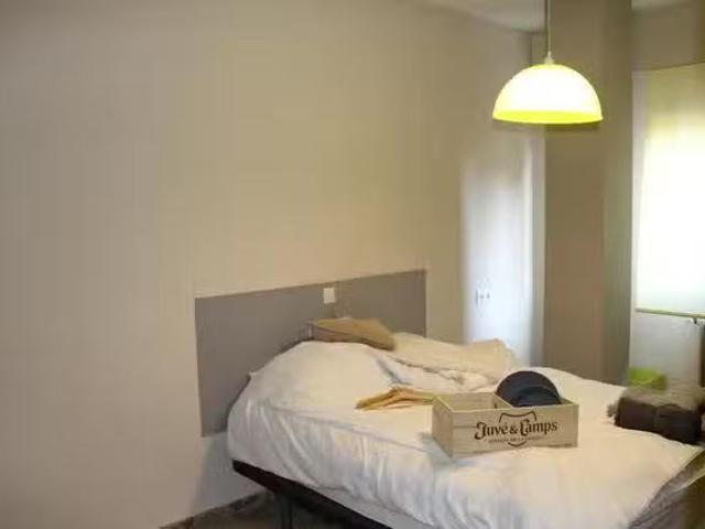 ¡En alquiler! Habitación en Calle Baldoví, Sant Francesc
