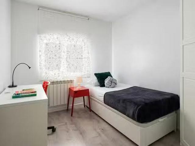 ¡Recién llegado! Habitación en Calle Berruguete, Berruguete