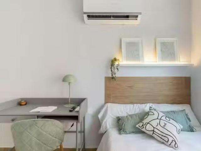 Barato Habitación en Calle de Manuel Lamela, Puerta Bonita