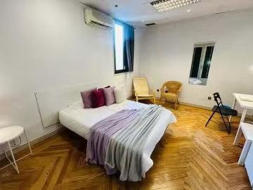 Nuevo Habitación en Calle de Alberto Aguilera